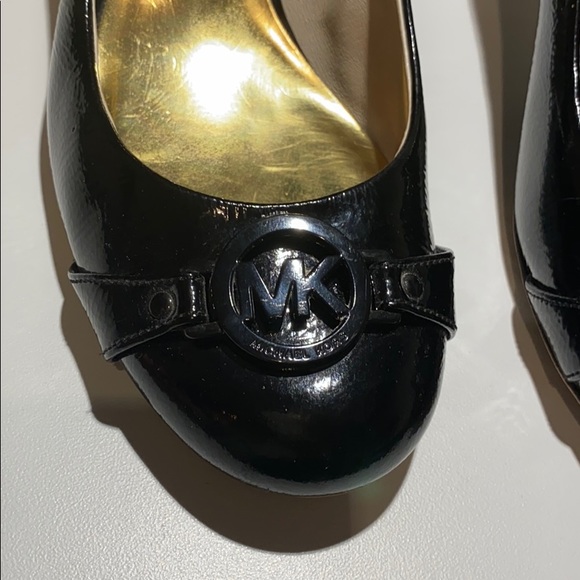 Michael Kors heels - Picture 2 of 7